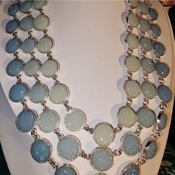 CHARMING CHARLIE DIZZY DRUZYS BIB NECKLACR 19"+3 NWOT - Picture 4 of 6